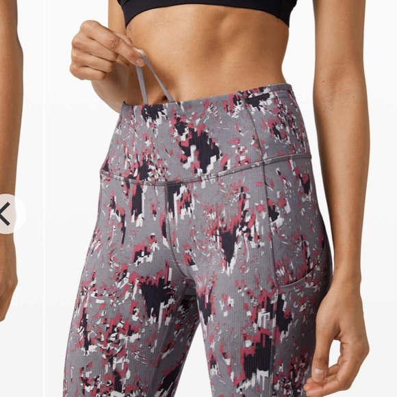 Lululemon Fast and Free High Rise Tight 25"
Floral Flux Multi size 10 - Picture 3 of 9